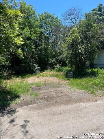1114 Torreon St Property Photo 4