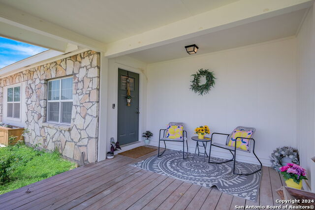 715 Walnut St Property Photo 4