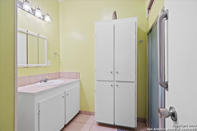 850 Ne Ewelling Lane Property Photo 8