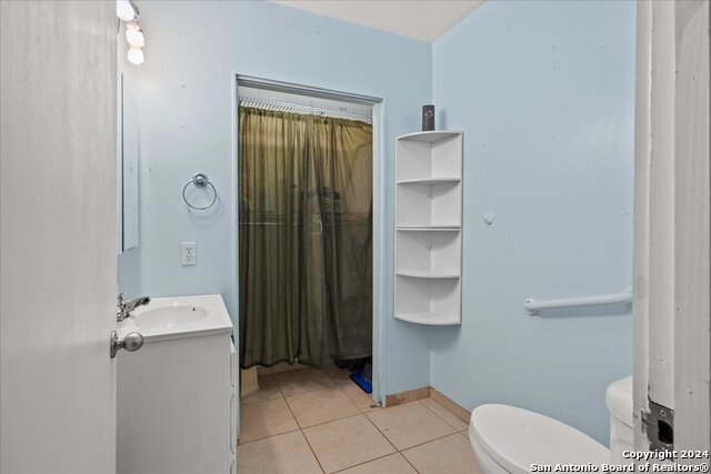 850 Ne Ewelling Lane Property Photo 12