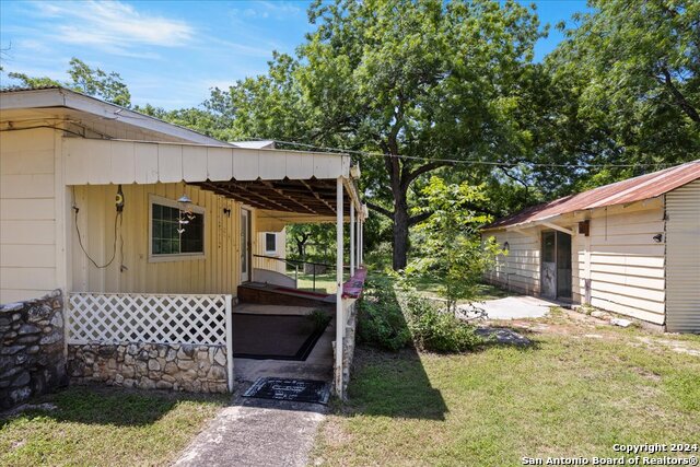 850 Ne Ewelling Lane Property Photo 13