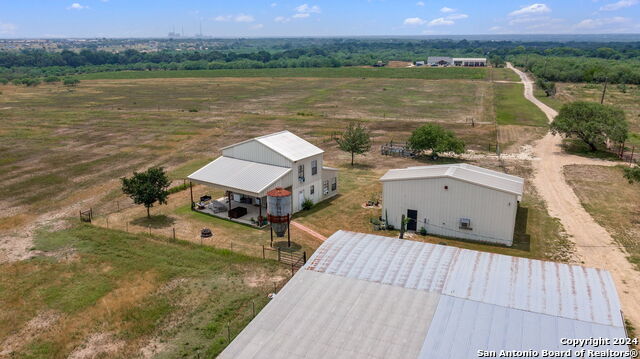 7307 New Sulphur Springs Rd Property Photo 5