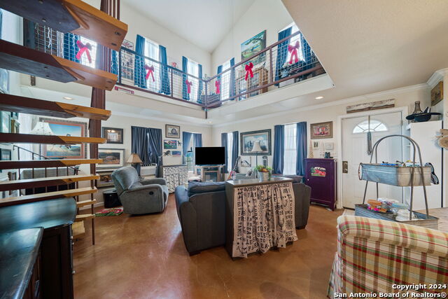 7307 New Sulphur Springs Rd Property Photo 9