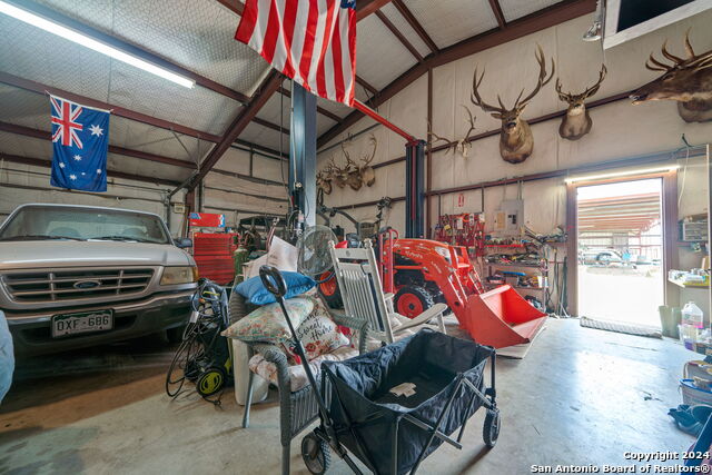 7307 New Sulphur Springs Rd Property Photo 32