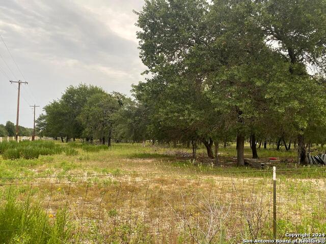 1550 E Hickory Ln Property Photo 6