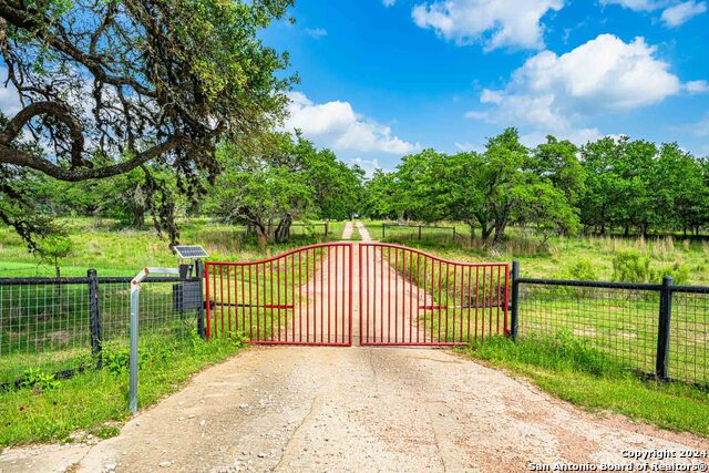 5248 Lower Crabapple Property Photo 49