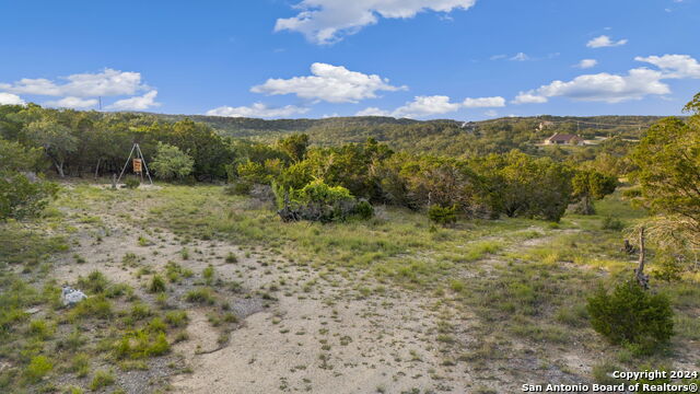1196 Senisa Way Property Photo 4