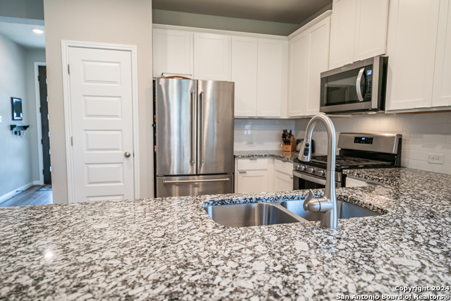 5001 Drovers Path Property Photo 10