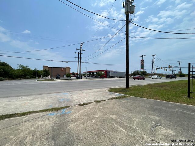 4607 Castle Cross Property Photo 22