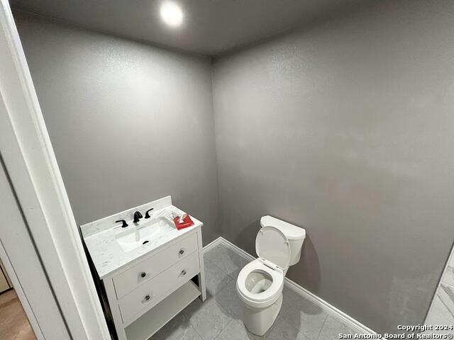 311 Sussex Ave Property Photo 3