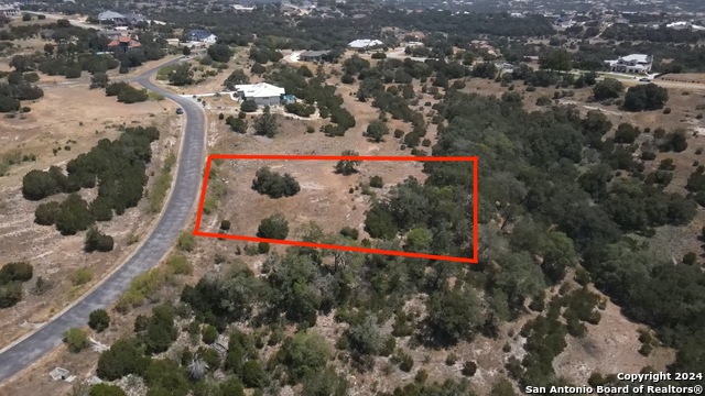 1235 Rio Central Property Photo 4