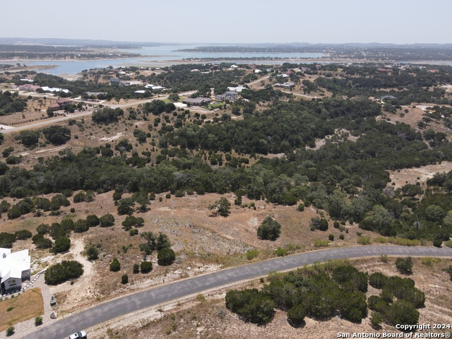 1235 Rio Central Property Photo 9