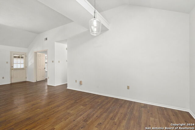 7542 Tantara Ct Property Photo 29
