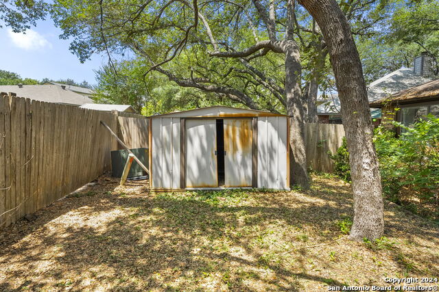 7542 Tantara Ct Property Photo 32