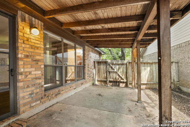 7542 Tantara Ct Property Photo 34