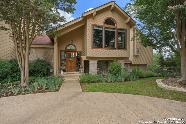 8713 Mountain Top Property Photo 1