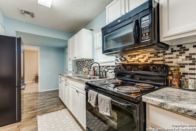 738 Marquette Property Photo 4
