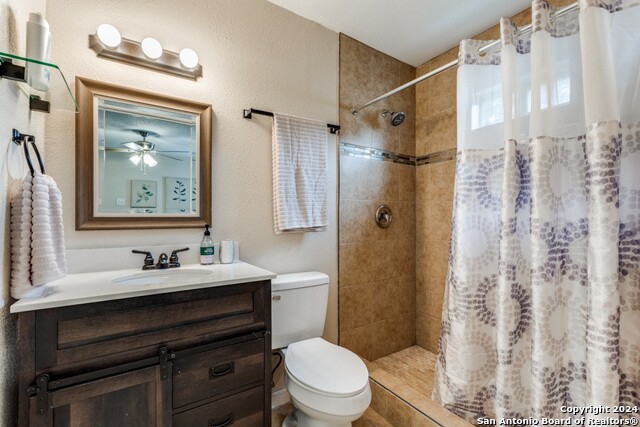 738 Marquette Property Photo 6