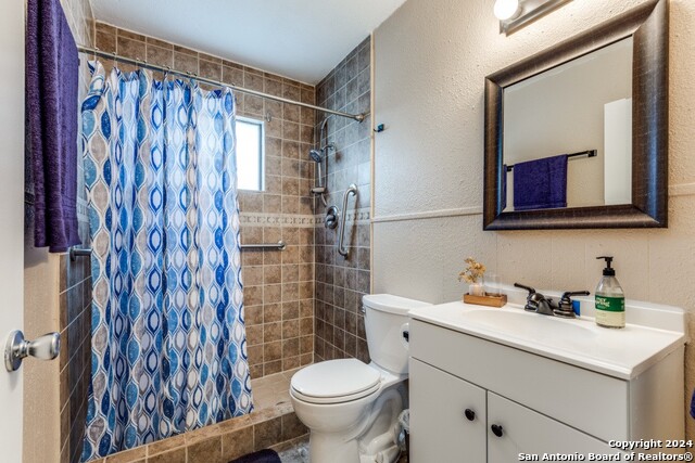 738 Marquette Property Photo 8