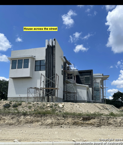 24311 Tres Arroyos Property Photo 3