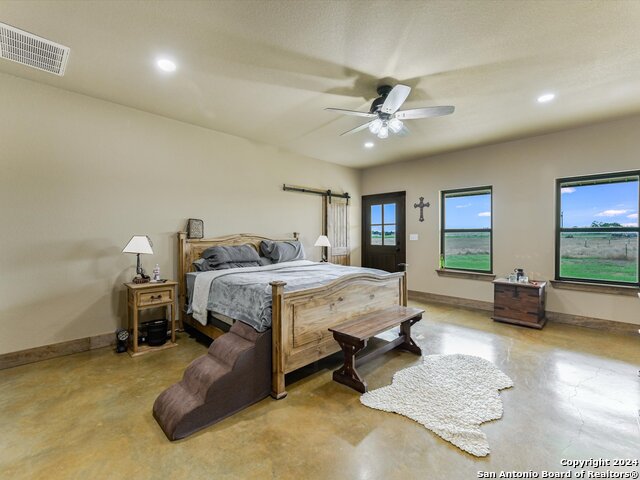 14325 Fm 619 Property Photo 31