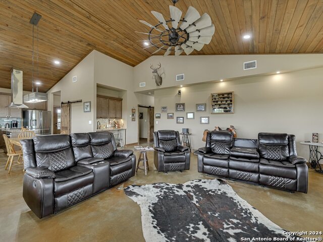 14325 Fm 619 Property Photo 39