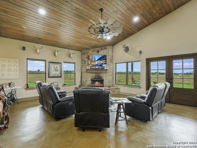 14325 Fm 619 Property Photo 44