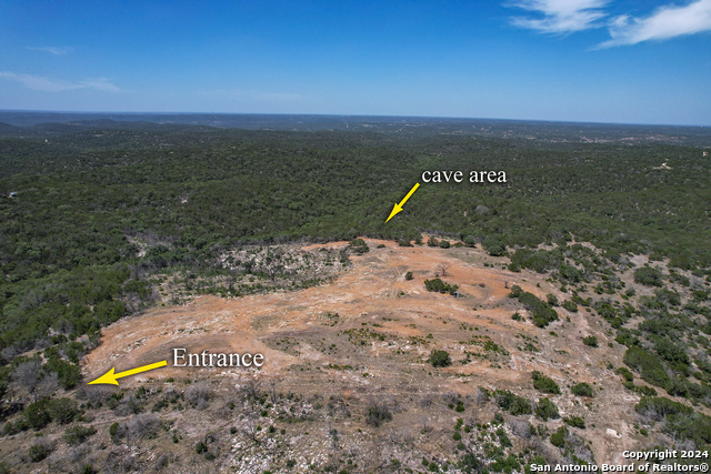 351 N Ringtail Rd Property Photo 7