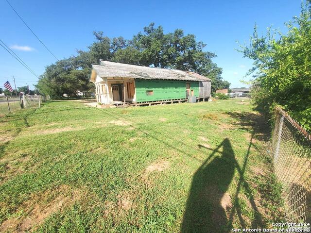 19535 Somerset Rd Property Photo 7
