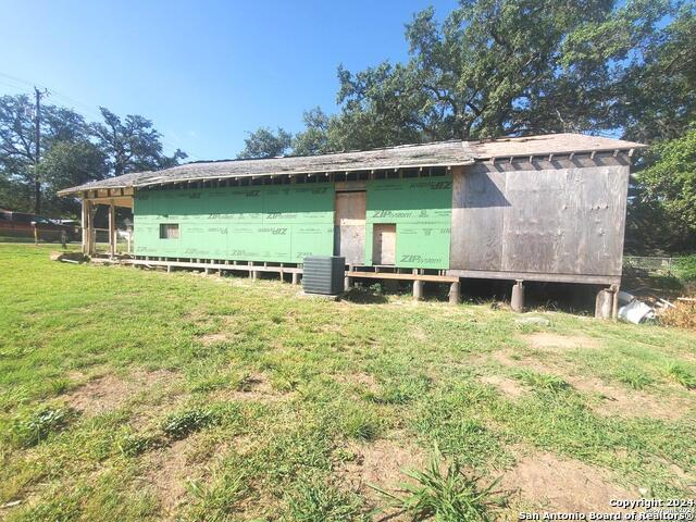 19535 Somerset Rd Property Photo 8
