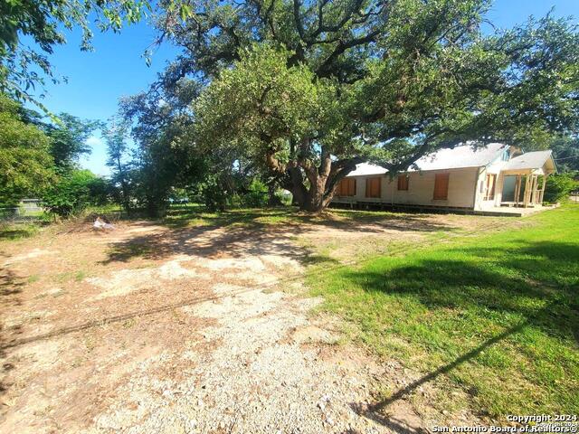 19535 Somerset Rd Property Photo 10