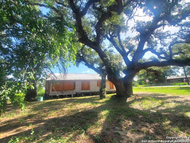 19535 Somerset Rd Property Photo 21