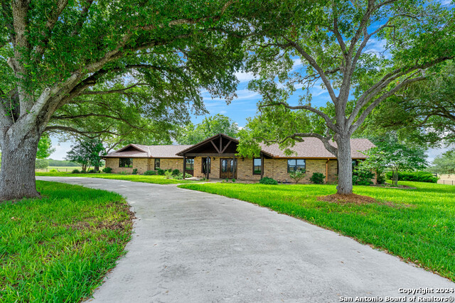 4279 Fm 791 Property Photo 2