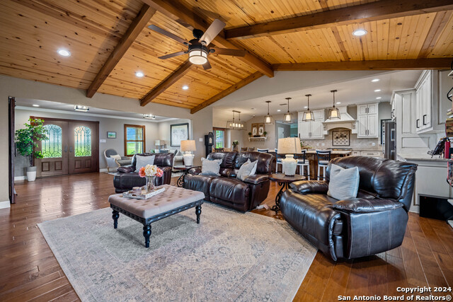 4279 Fm 791 Property Photo 7