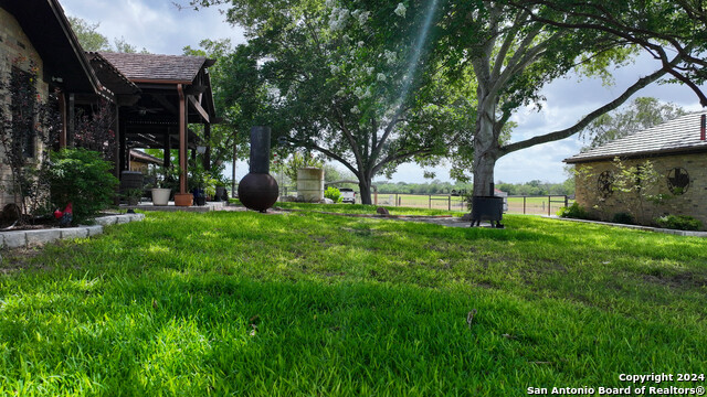4279 Fm 791 Property Photo 12