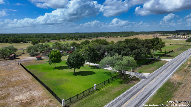 4279 Fm 791 Property Photo 13