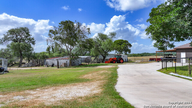 4279 Fm 791 Property Photo 28
