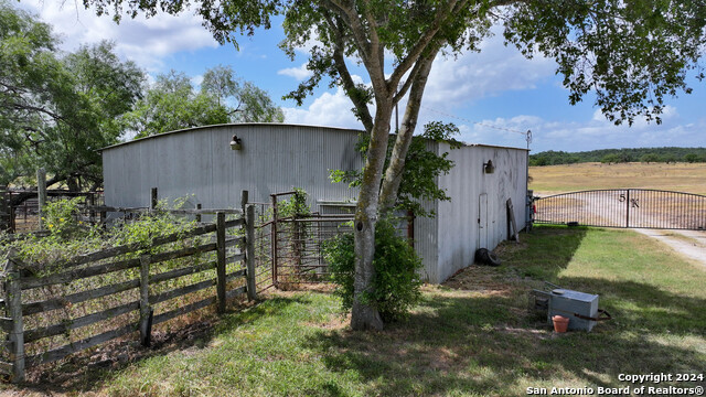 4279 Fm 791 Property Photo 31