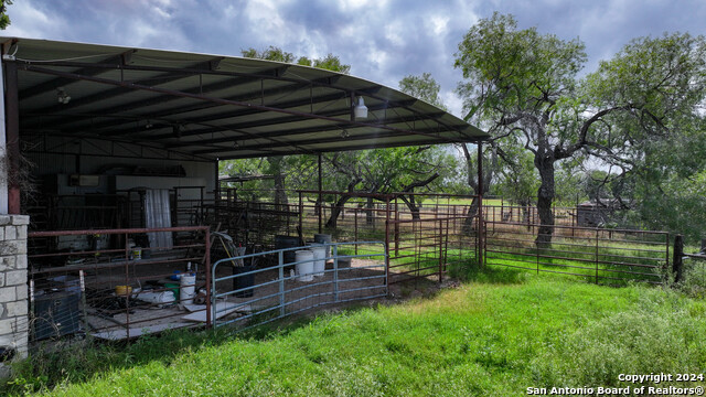 4279 Fm 791 Property Photo 32