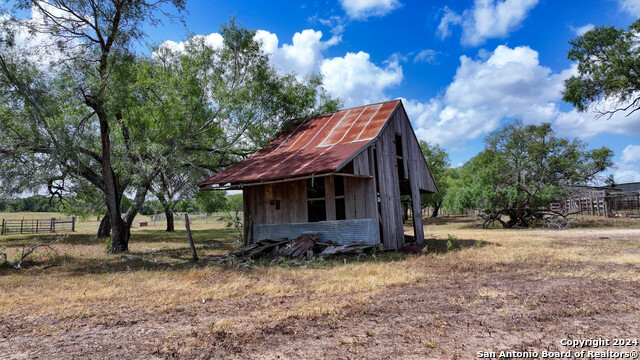 4279 Fm 791 Property Photo 37