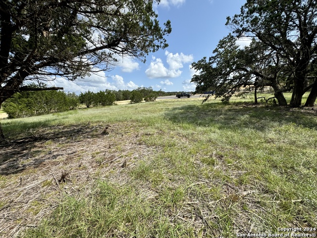Undefined Property Photo 1