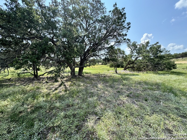 Undefined Property Photo 4
