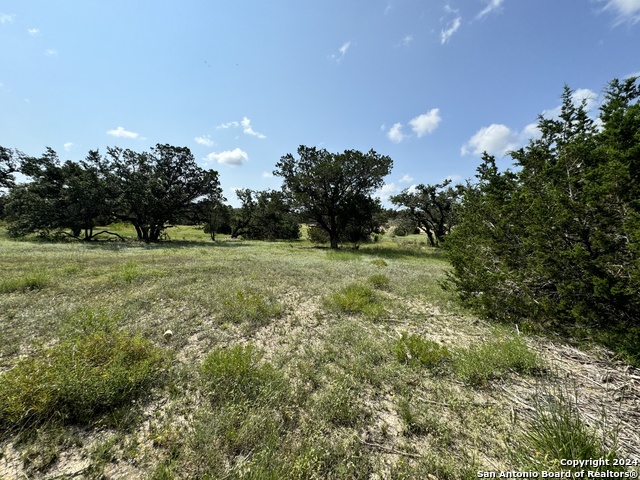 Undefined Property Photo 7