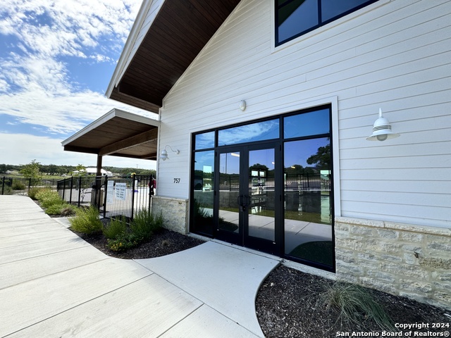 Undefined Property Photo 13
