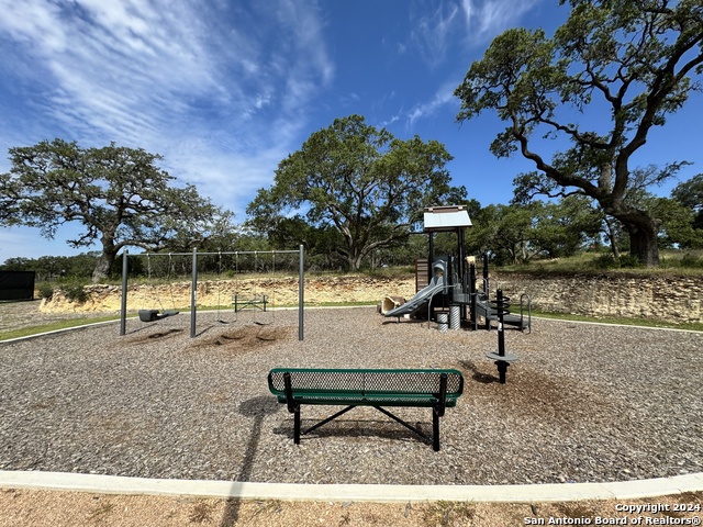 Undefined Property Photo 16