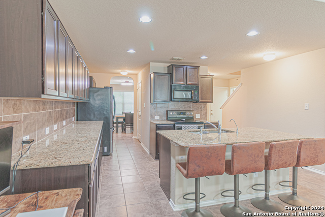 11668 Hidden Terrace Property Photo 6