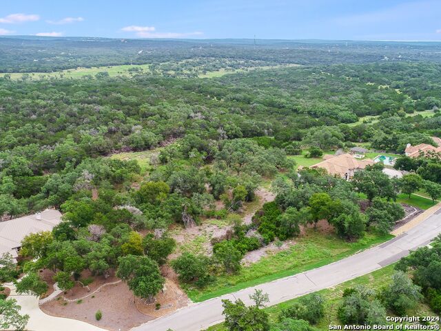 27530 Sunset Loop Property Photo 4