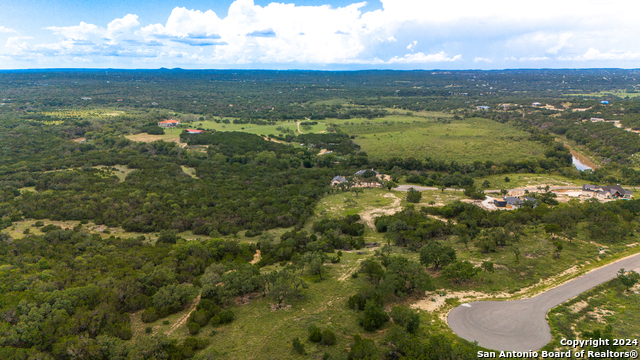 Undefined Property Photo 6