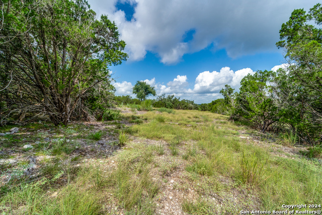 Undefined Property Photo 1