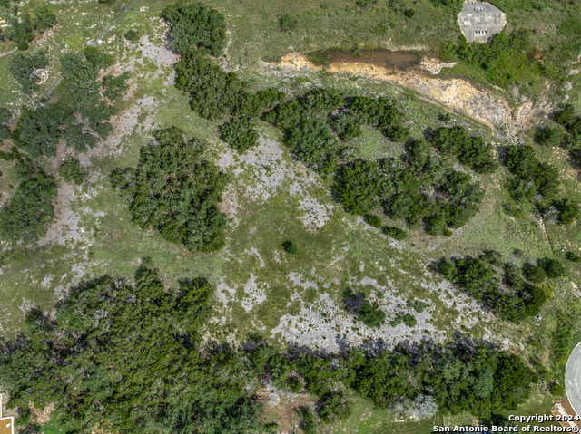 Undefined Property Photo 6